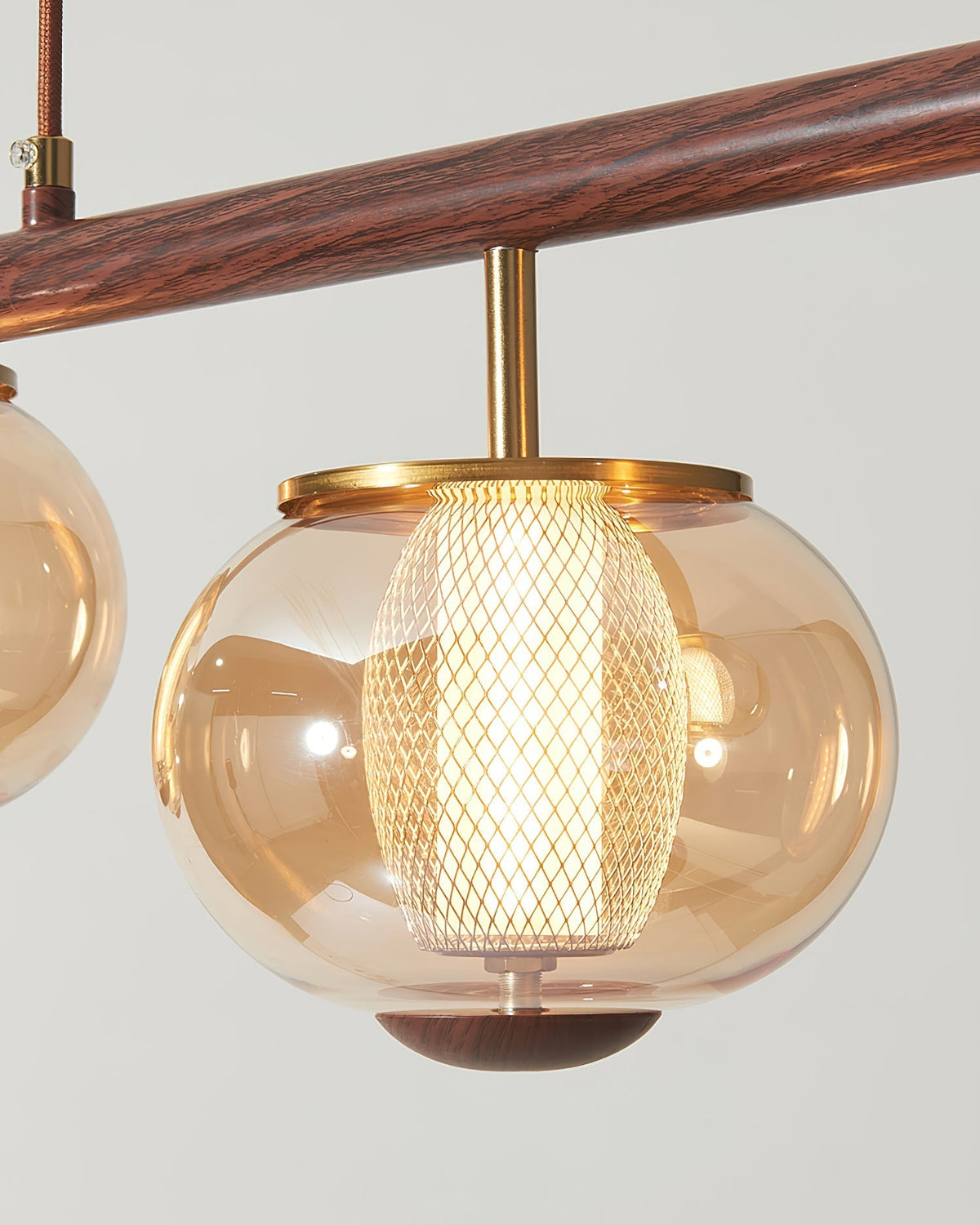 Cavenorie Glass Pendant Light-Moonnatur