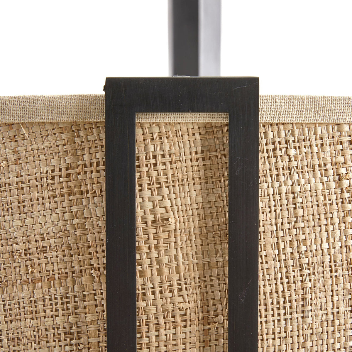 Finvereris Grasscloth Chandelier-Moonnatur