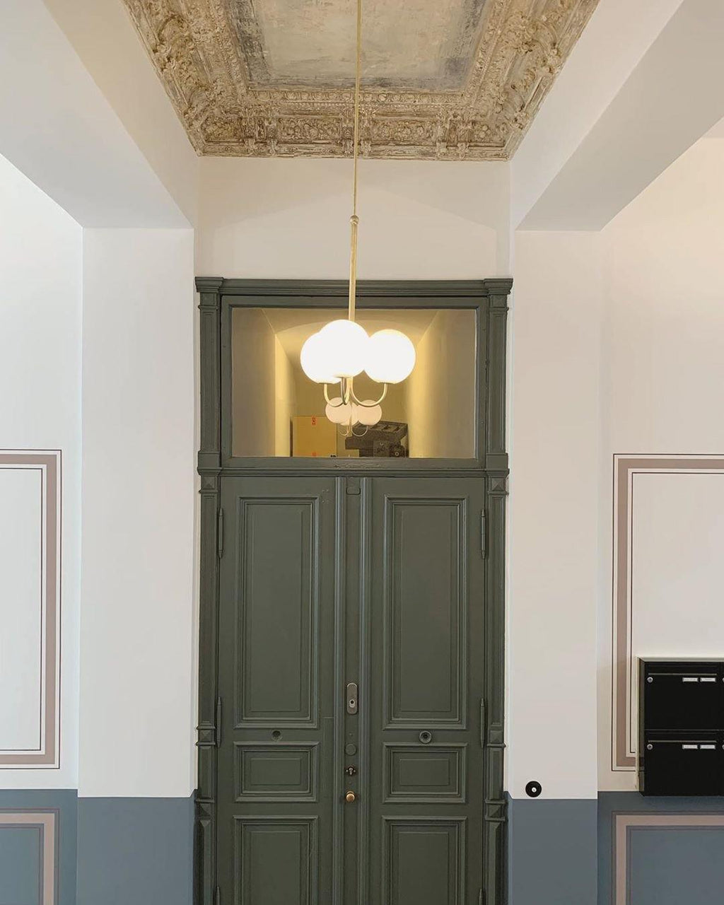 Belliel Glass Pendant Light-Moonnatur