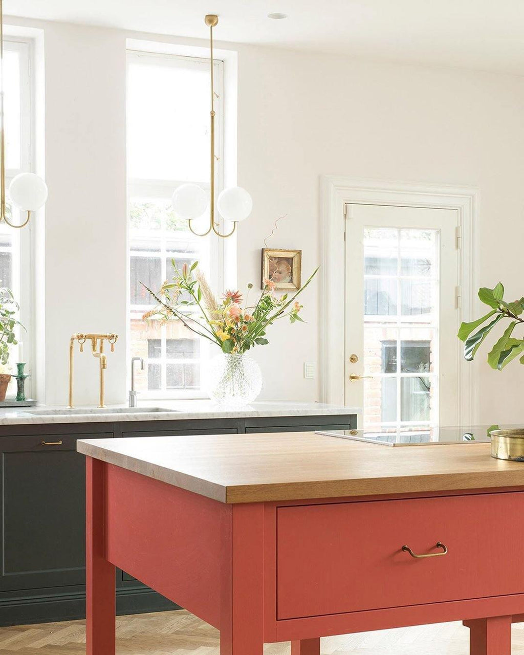 Belliel Glass Pendant Light-Moonnatur