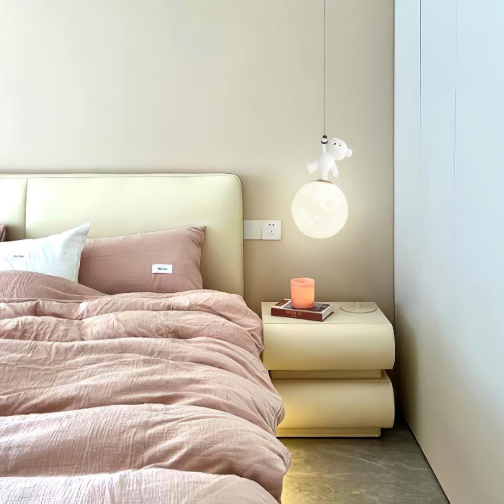 Qirena Resin Pendant Light-Moonnatur
