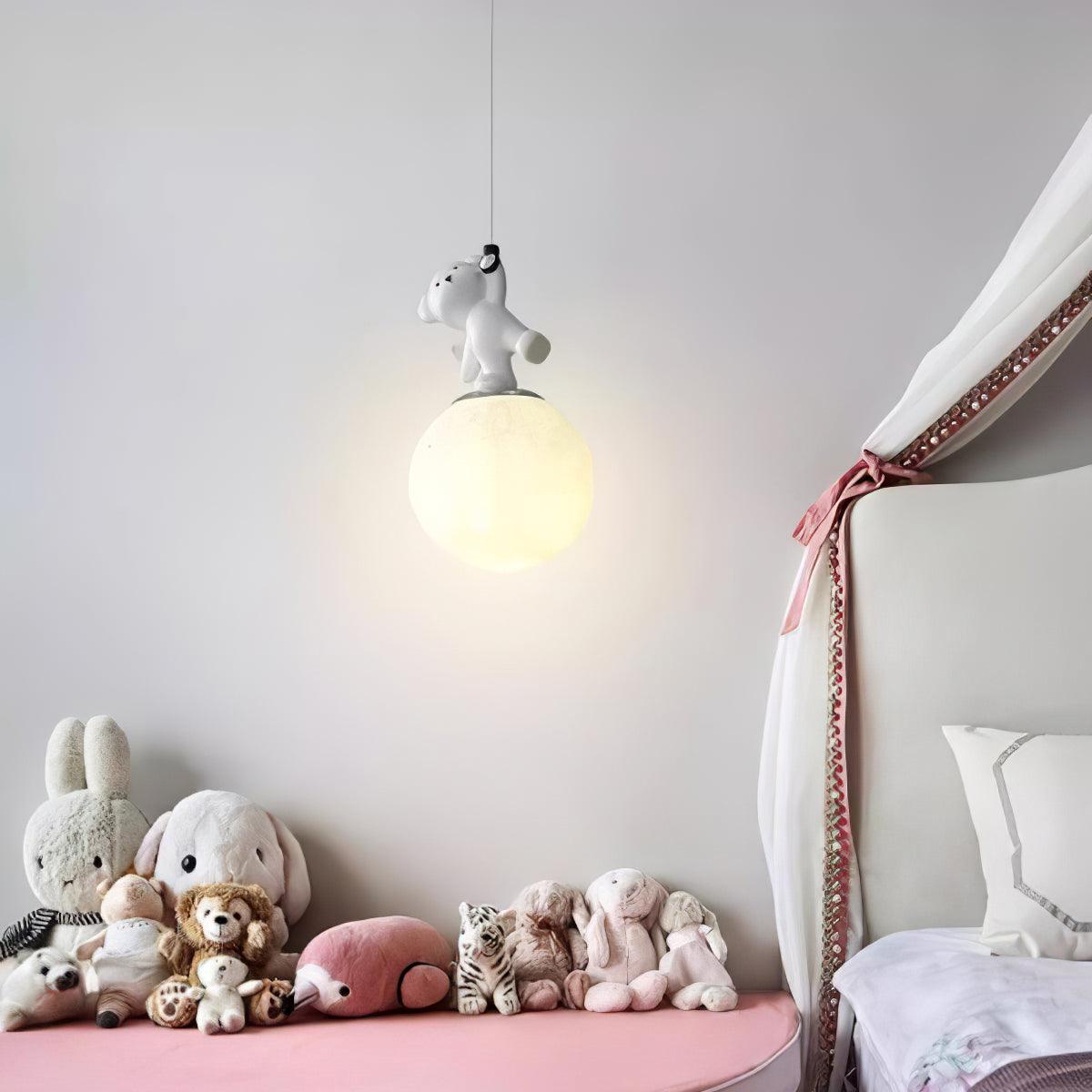 Qirena Resin Pendant Light-Moonnatur
