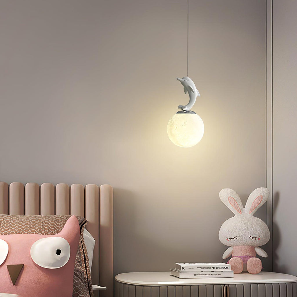 Qirena Resin Pendant Light-Moonnatur