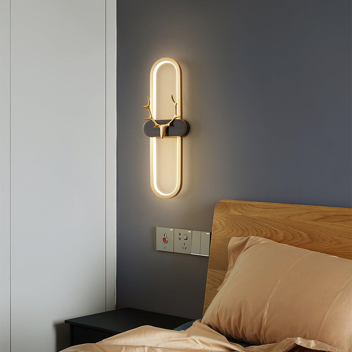 Urenara Brass Wall Light-Moonnatur