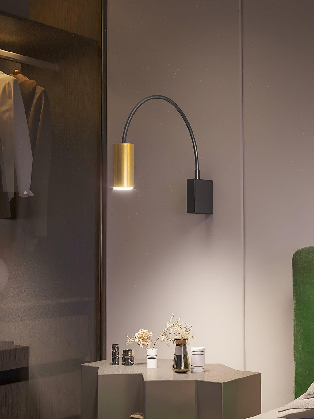 Braxmere Aluminium Wall Light-Moonnatur