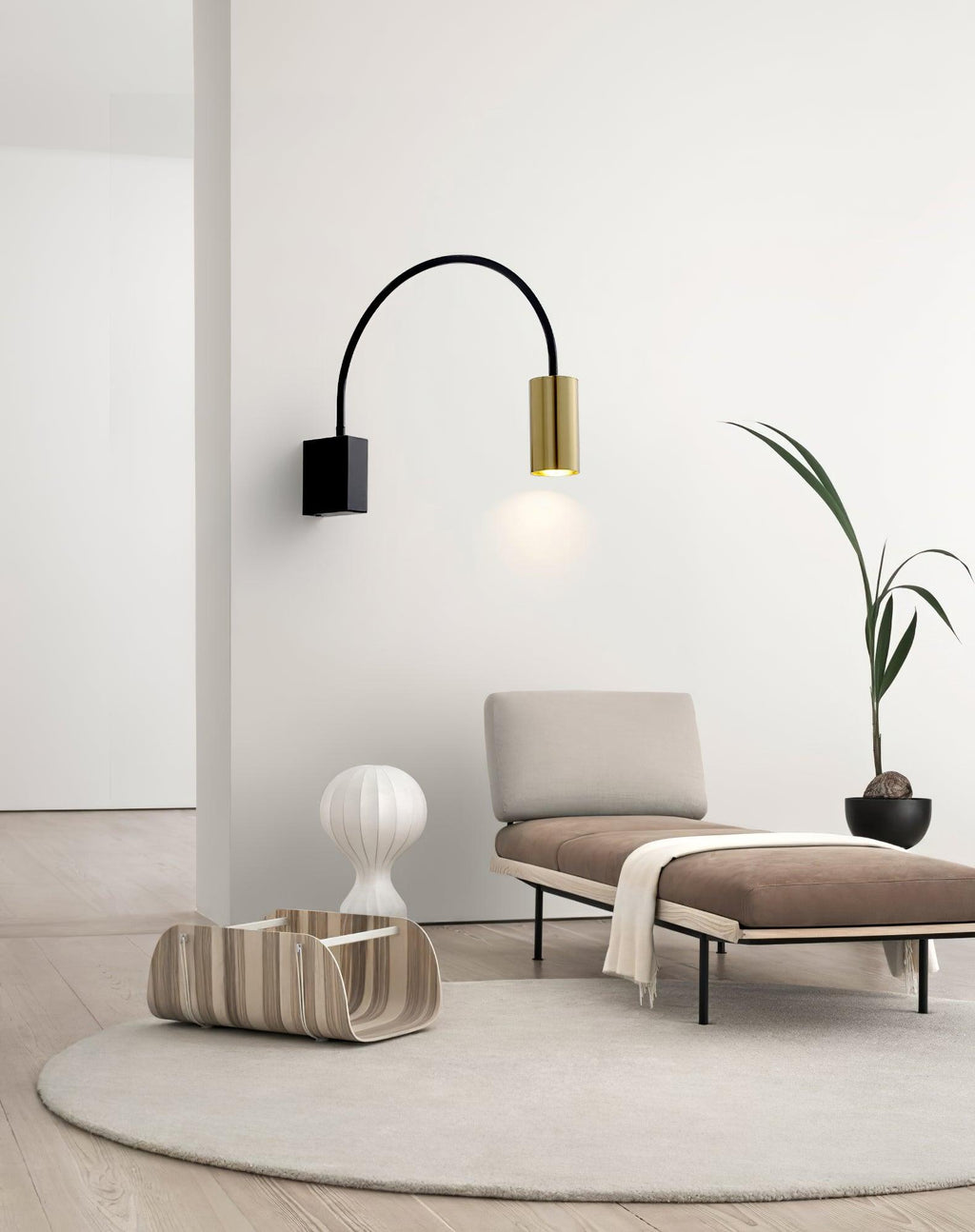 Braxmere Aluminium Wall Light-Moonnatur