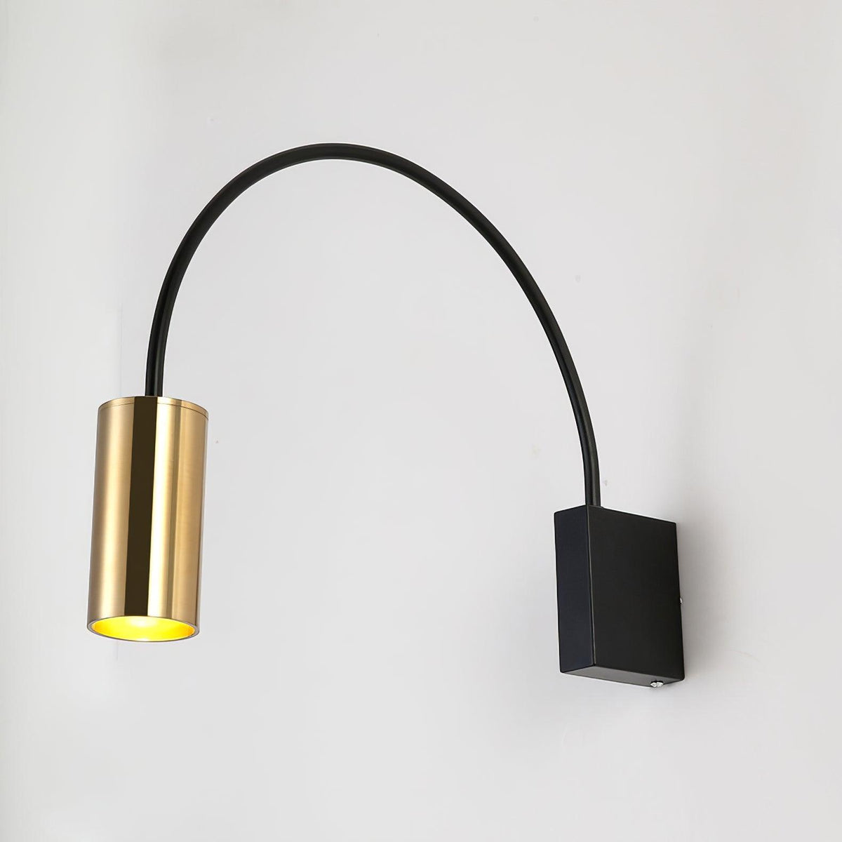 Braxmere Aluminium Wall Light-Moonnatur