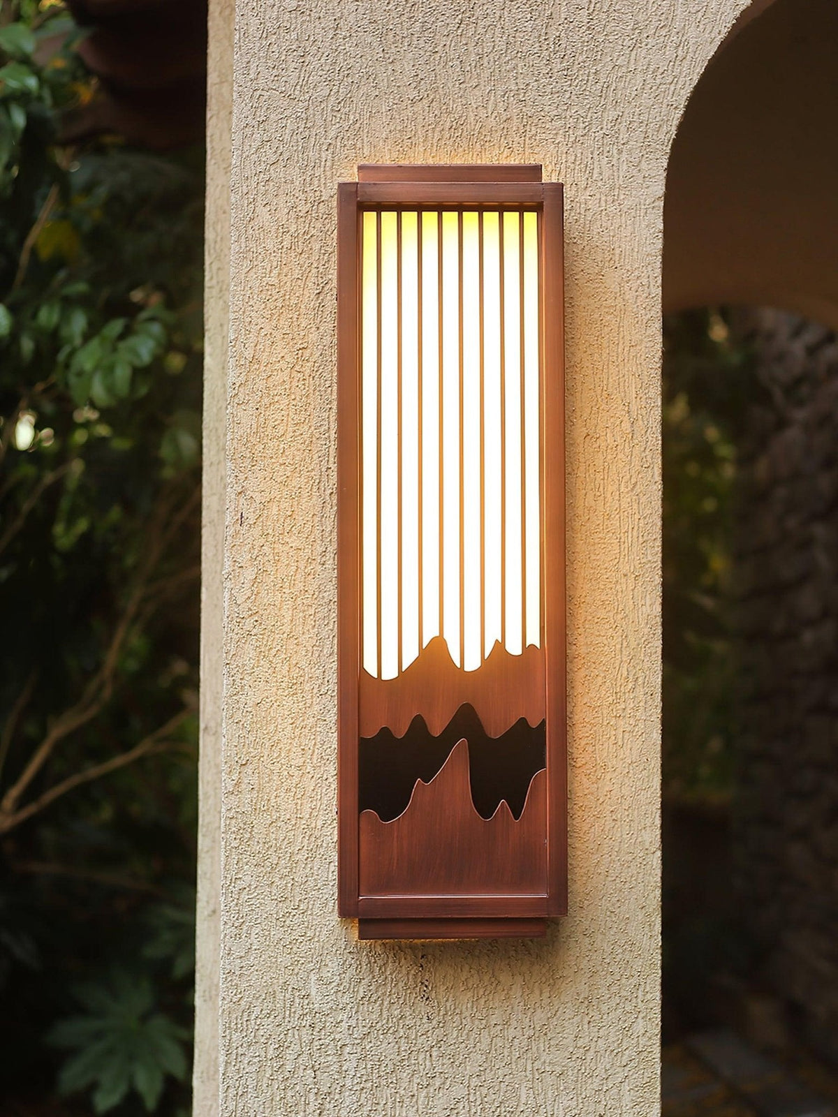 Baldenholm Alabaster Wall Light-Moonnatur
