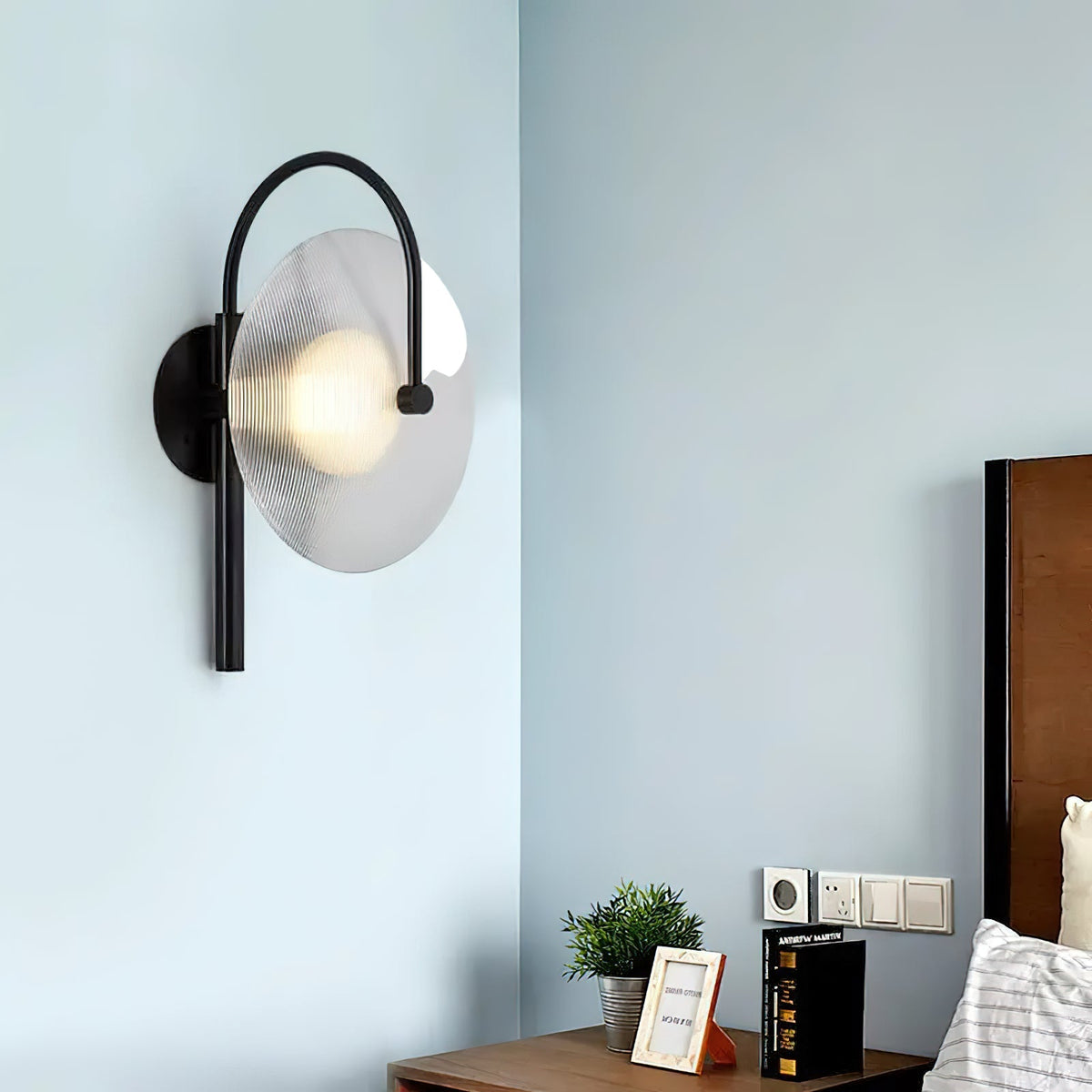 Darnelis Glass Wall Light-Moonnatur