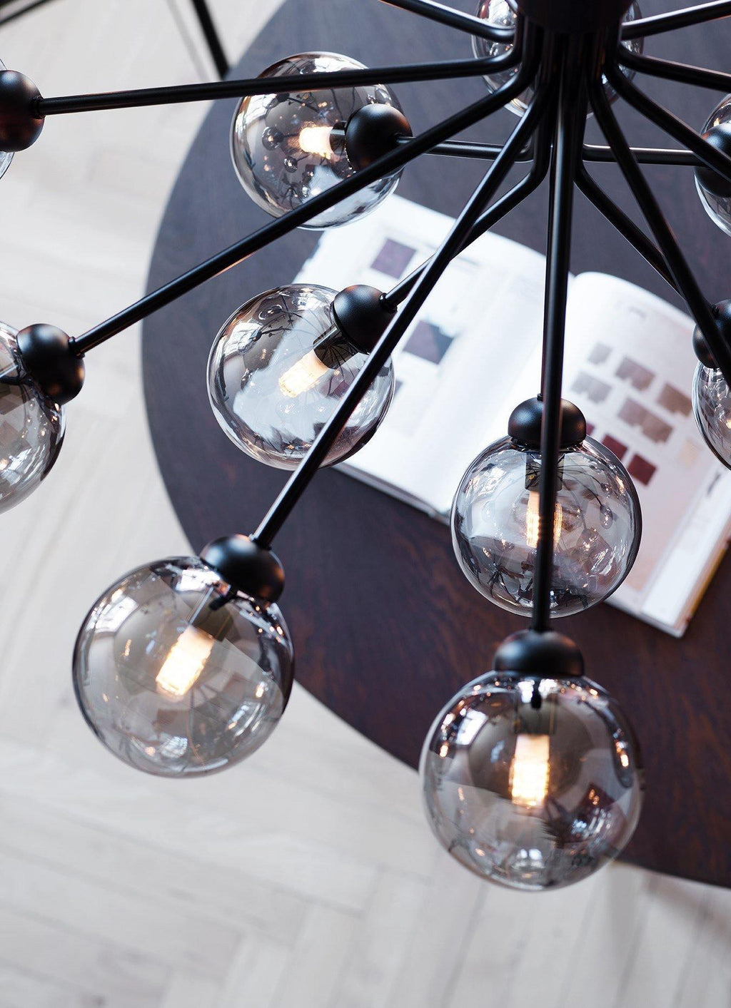 Ivorette Glass Chandelier-Moonnatur