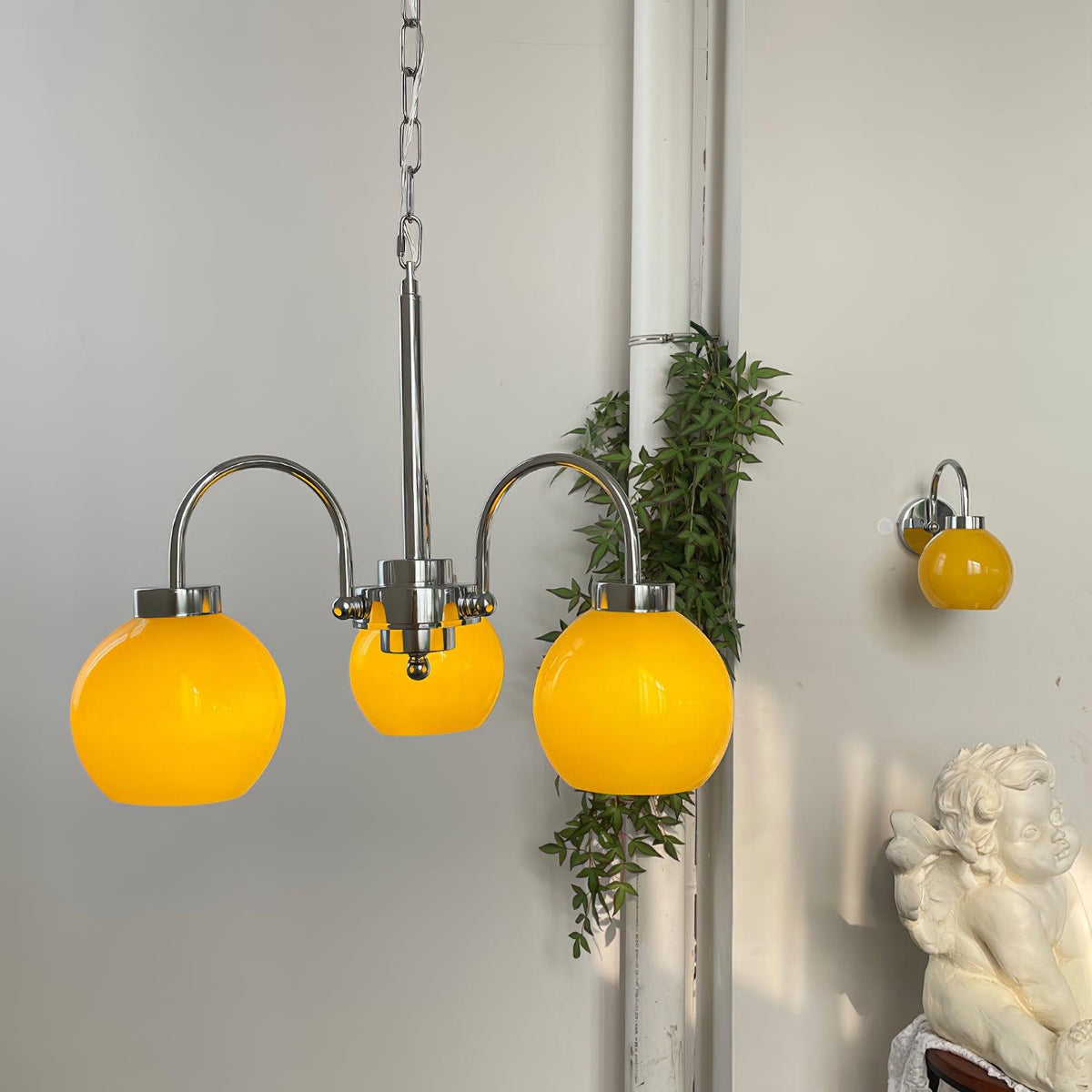 Korris Glass Chandelier-Moonnatur