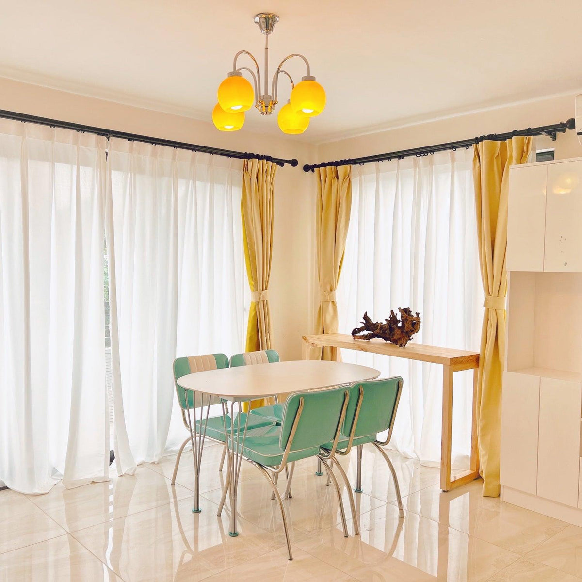 Korris Glass Chandelier-Moonnatur