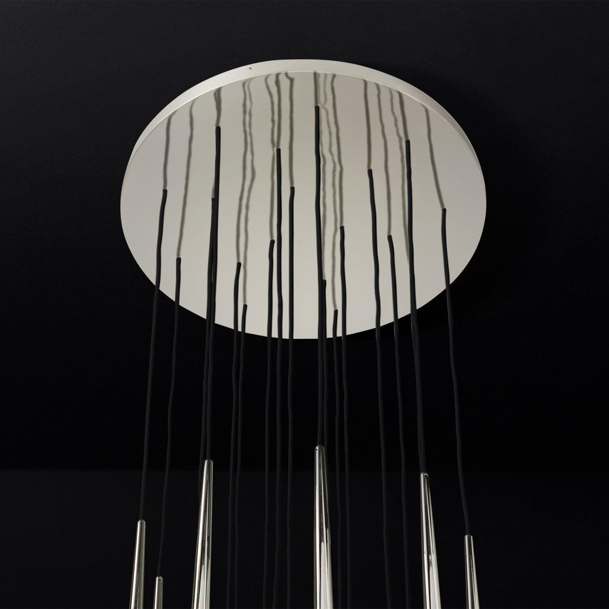 Nethenoria Crystal Chandelier-Moonnatur