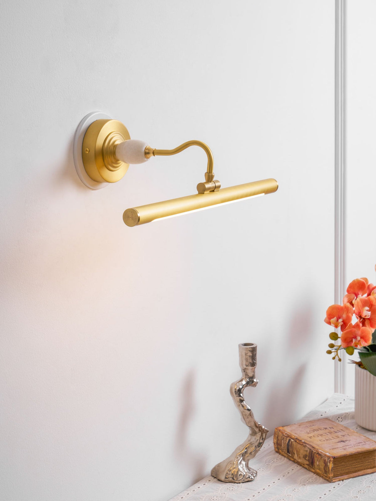 Erenis Acrylic Wall Light-Moonnatur
