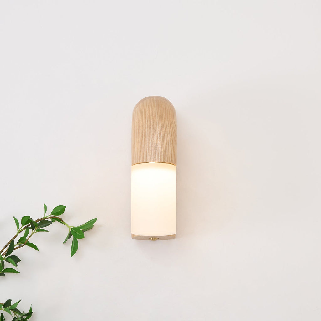 Ymeria Wood Wall Lamp-Moonnatur