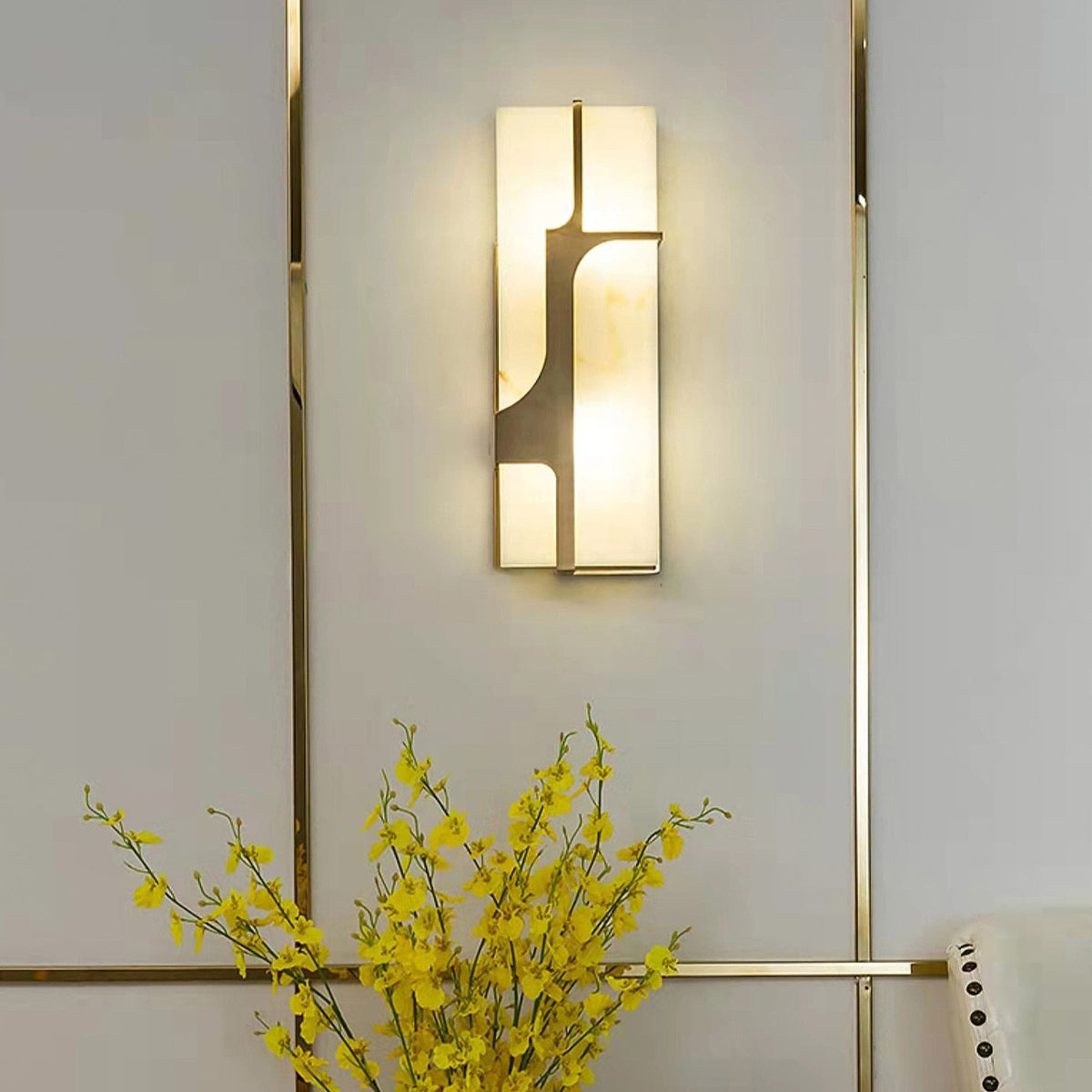 Auberden Alabaster Wall Light-Moonnatur