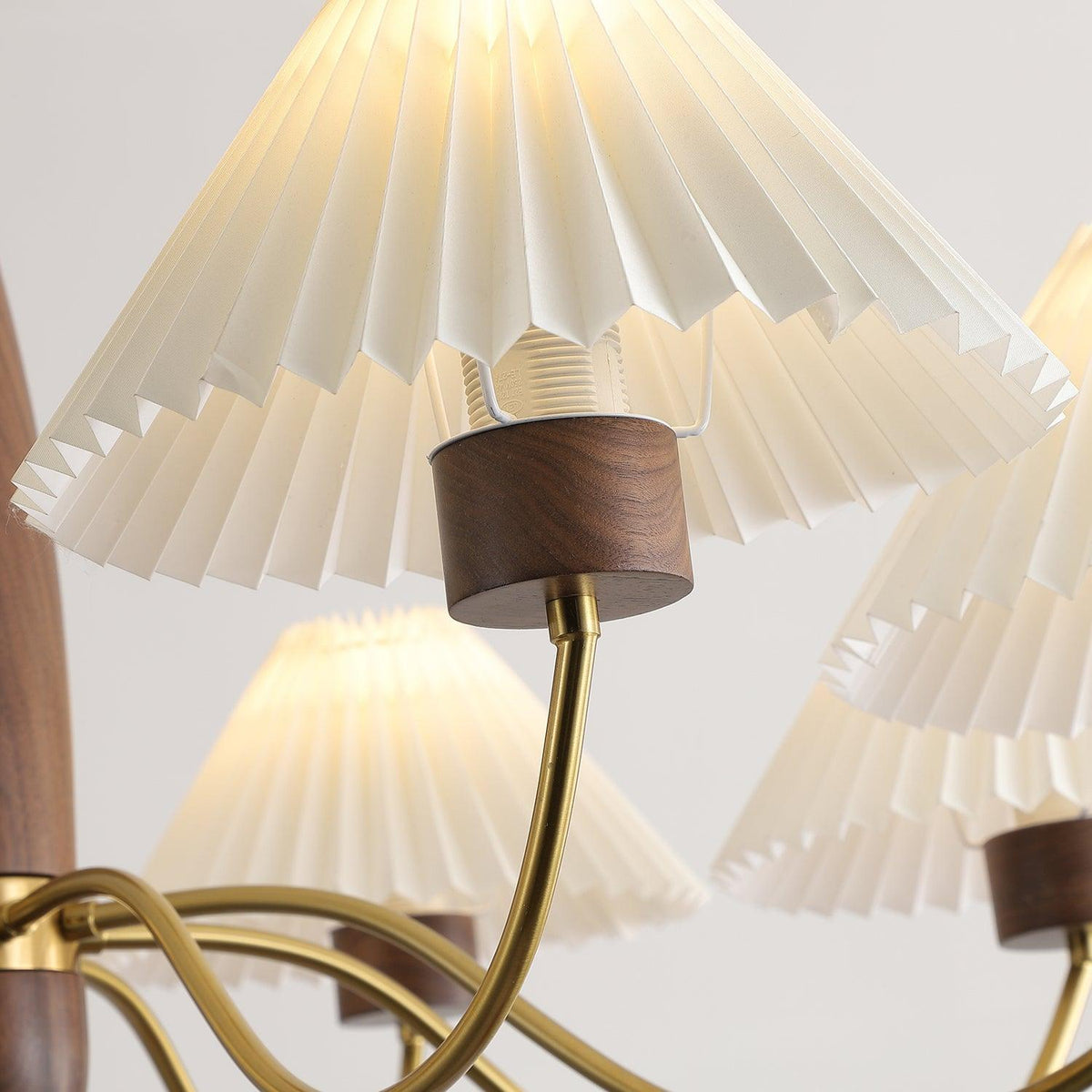 Fernella Ash Wood Chandelier-Moonnatur