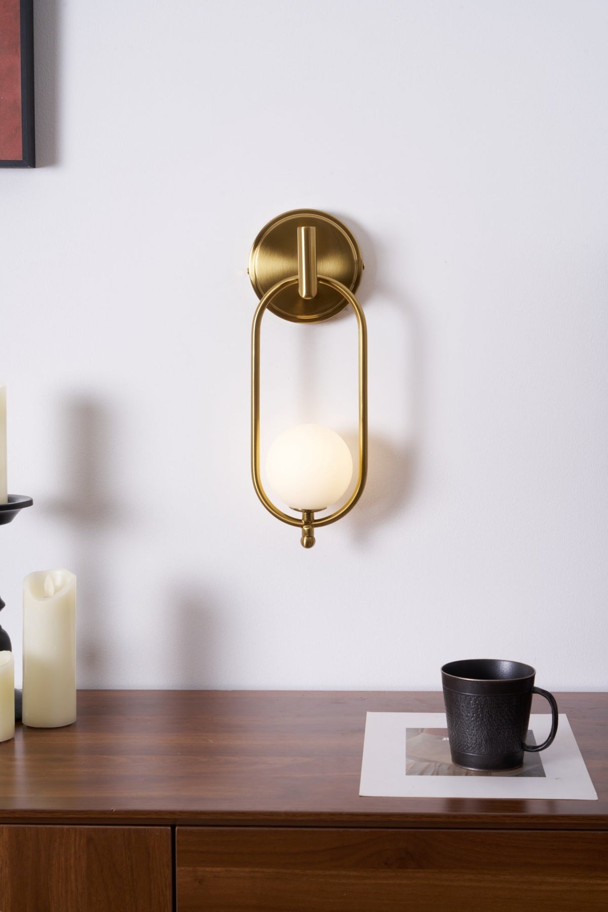 Glenwyn Glass Wall Light-Moonnatur