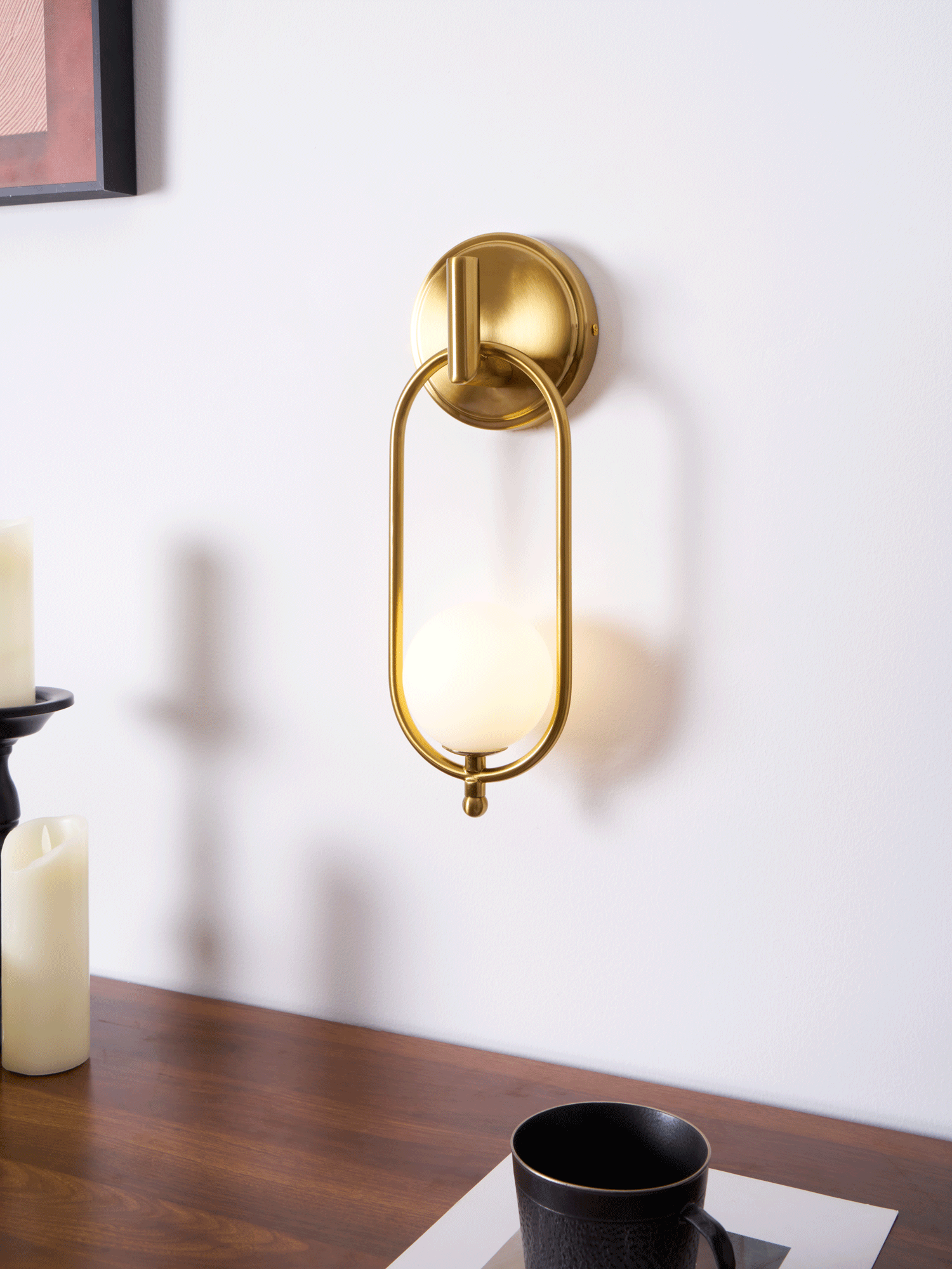 Glenwyn Glass Wall Light-Moonnatur
