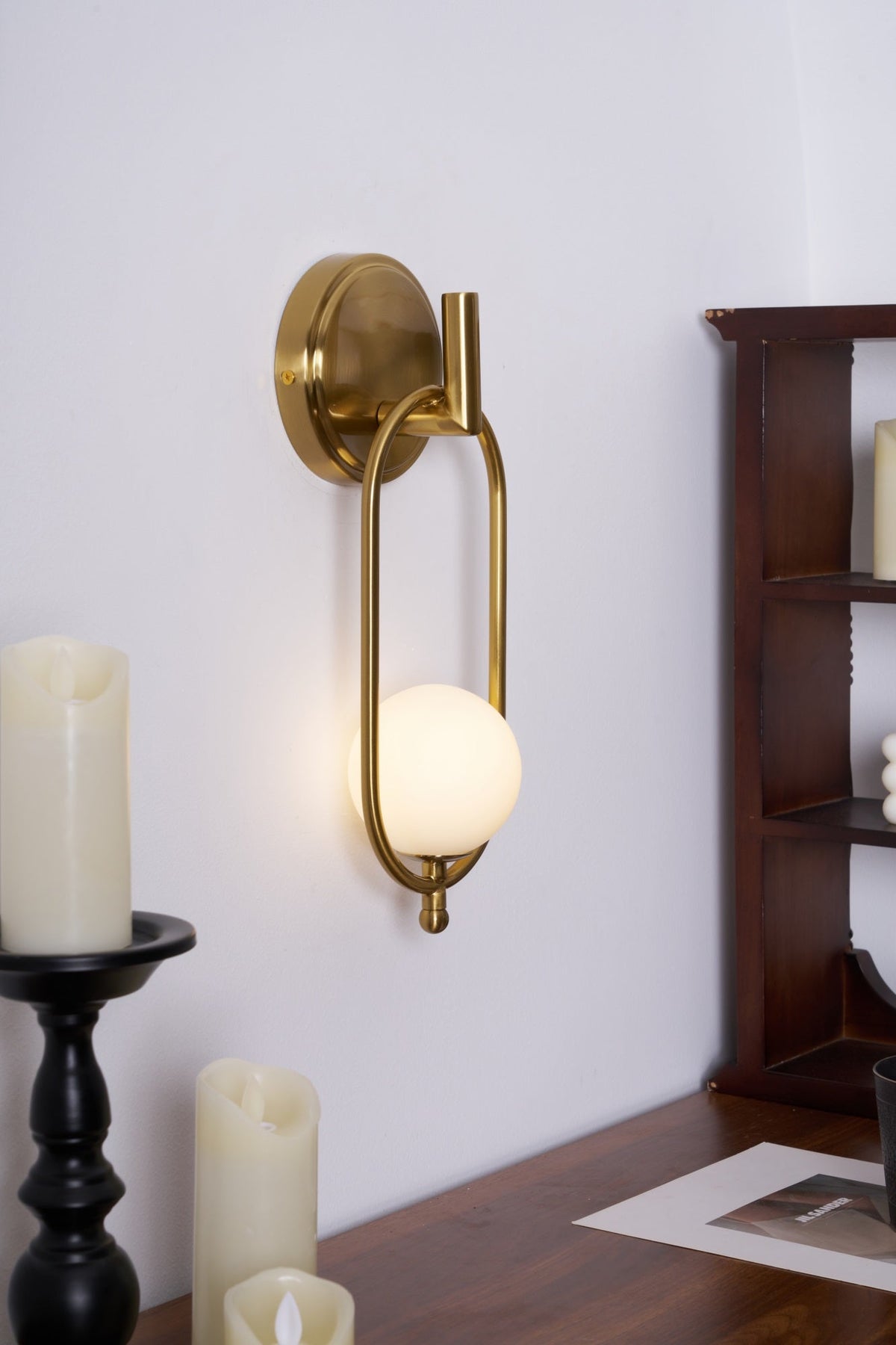 Glenwyn Glass Wall Light-Moonnatur
