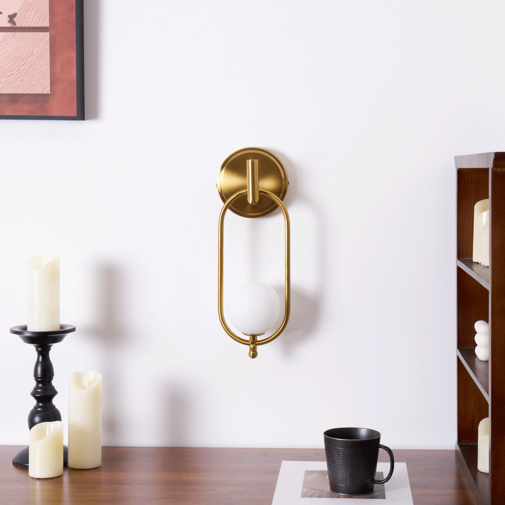 Glenwyn Glass Wall Light-Moonnatur