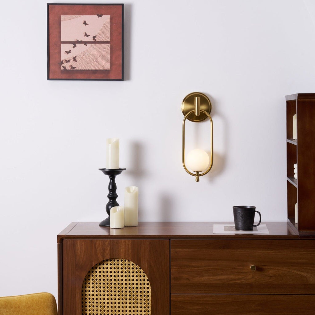 Glenwyn Glass Wall Light-Moonnatur