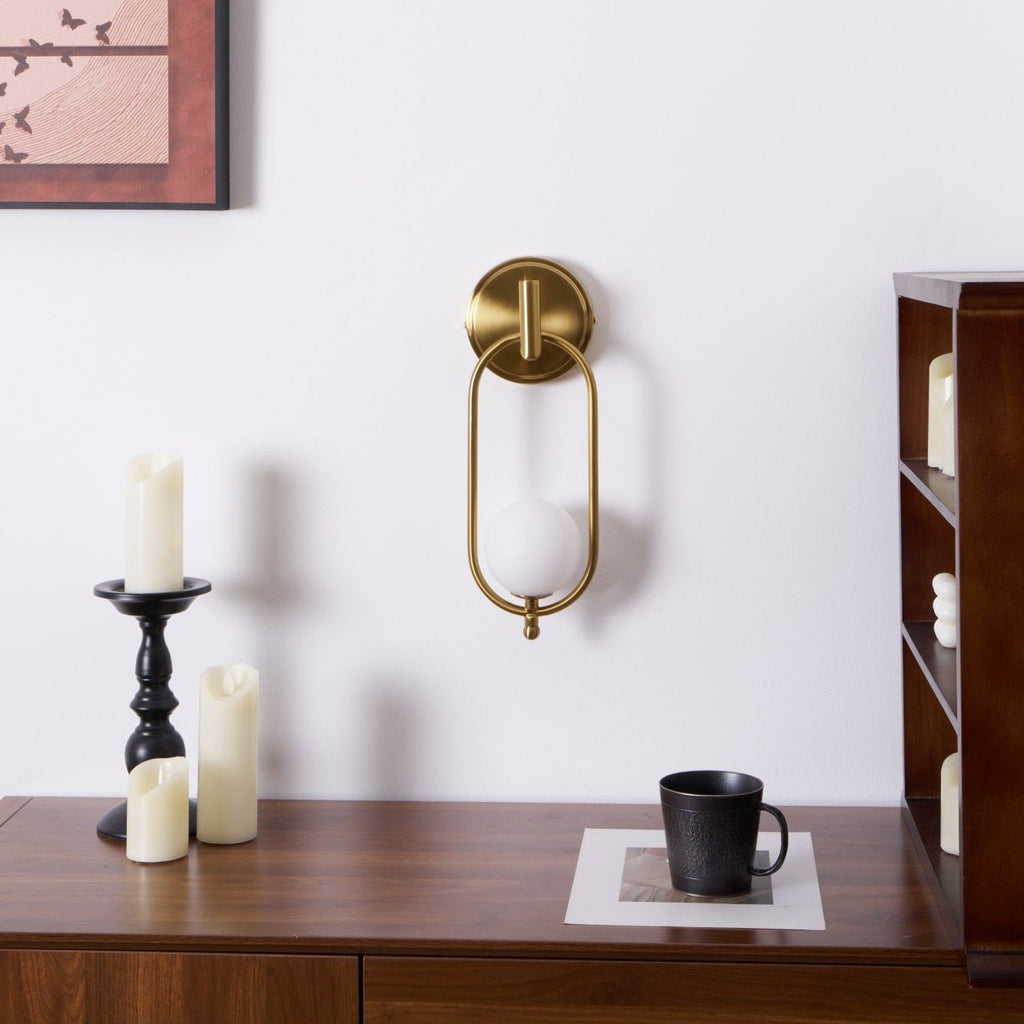 Glenwyn Glass Wall Light-Moonnatur