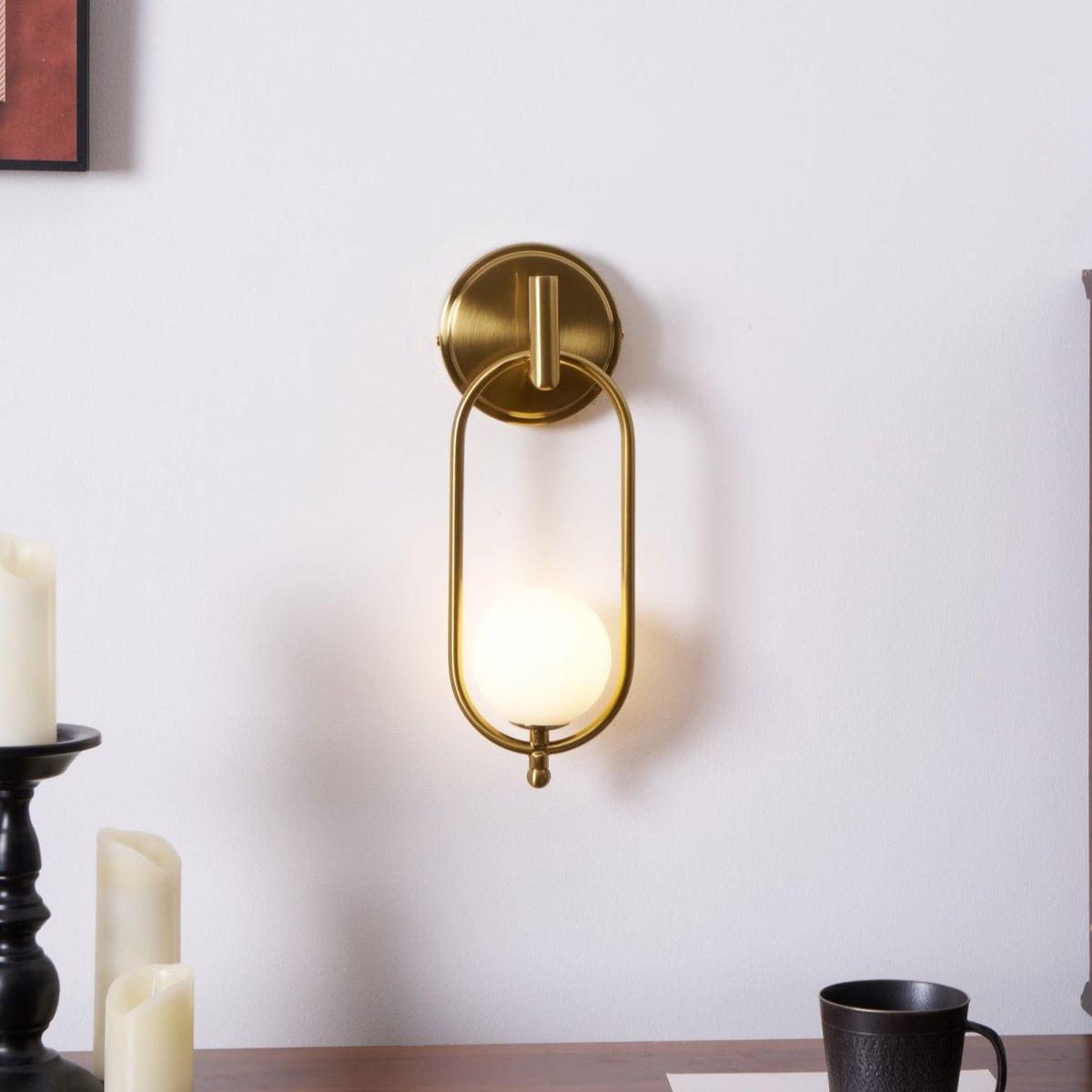 Glenwyn Glass Wall Light-Moonnatur