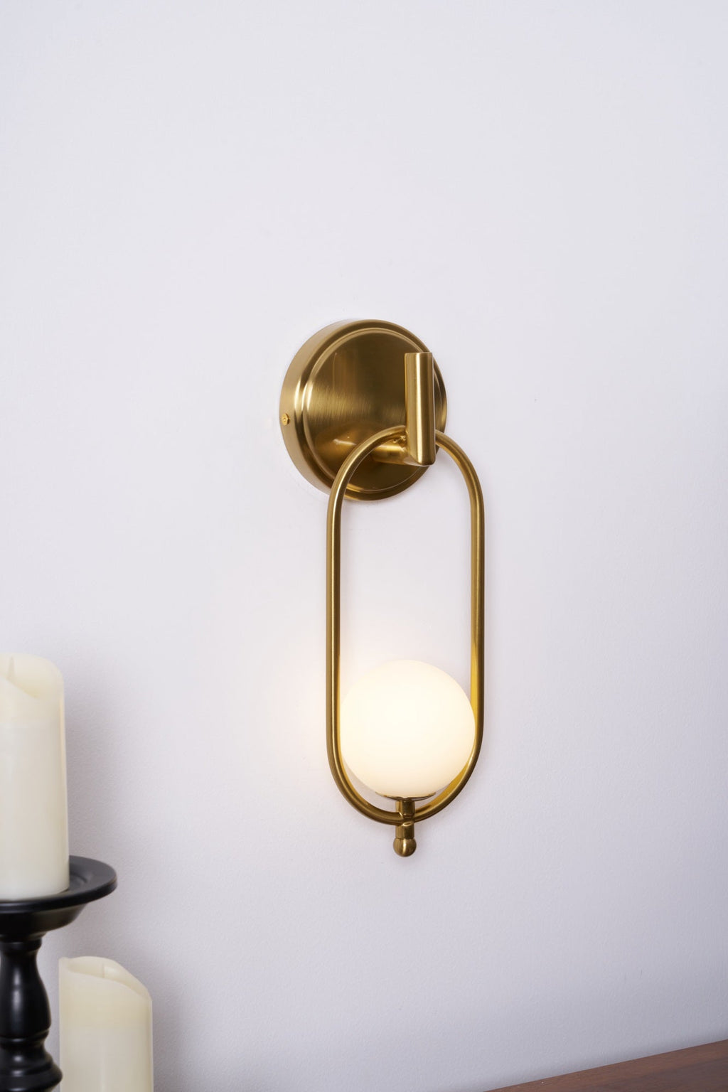 Glenwyn Glass Wall Light-Moonnatur