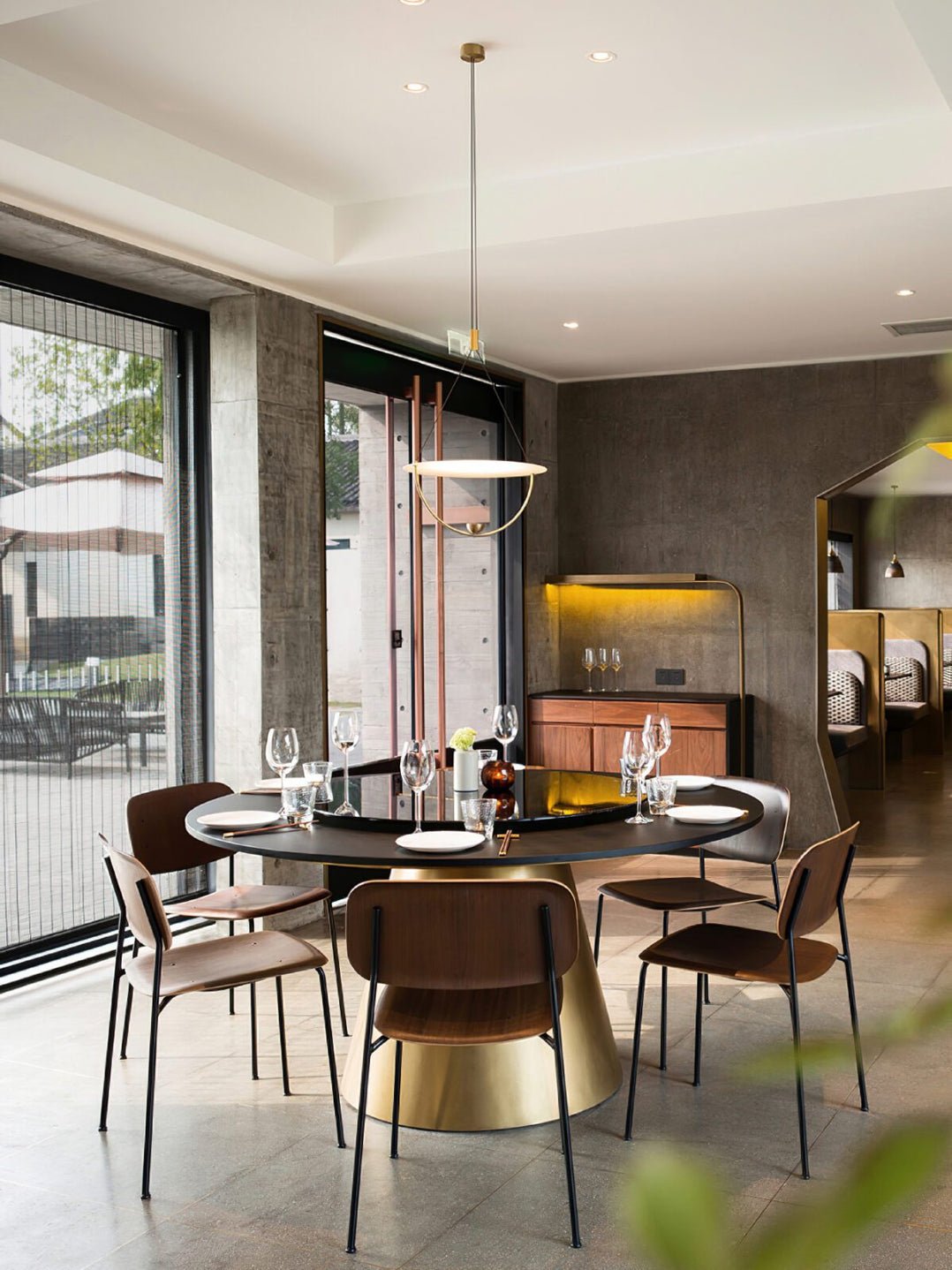 Adairora Aluminium Pendant Light-Moonnatur