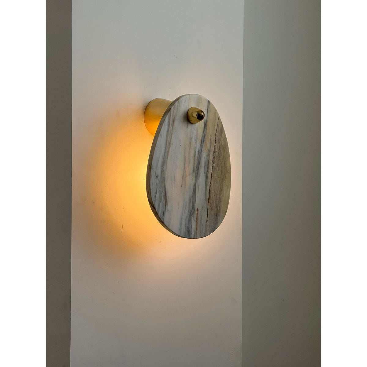 Tardenelyn Marble Wall Light-Moonnatur