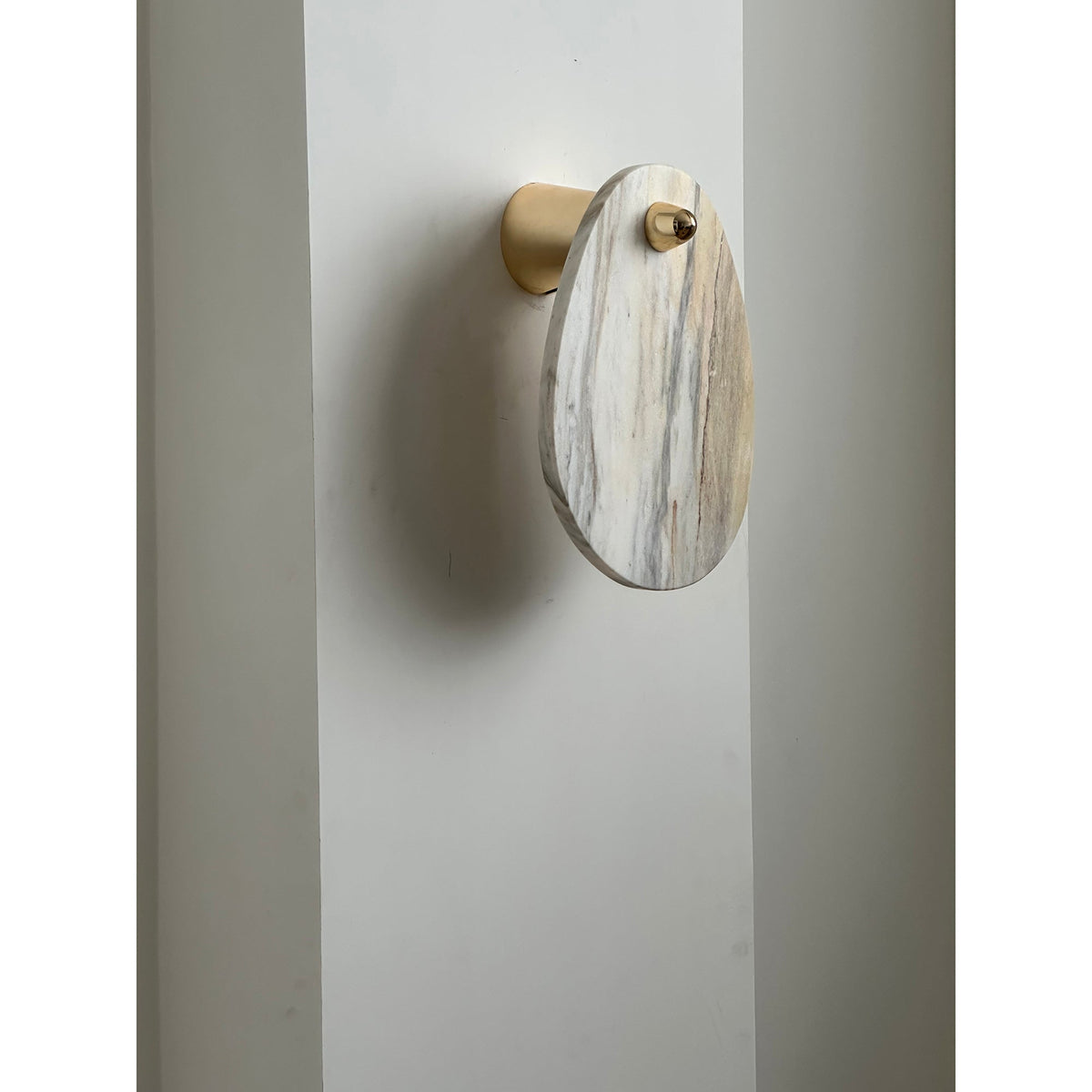 Tardenelyn Marble Wall Light-Moonnatur