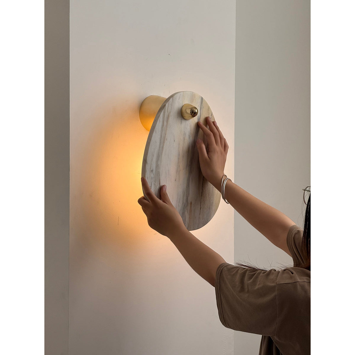Tardenelyn Marble Wall Light-Moonnatur