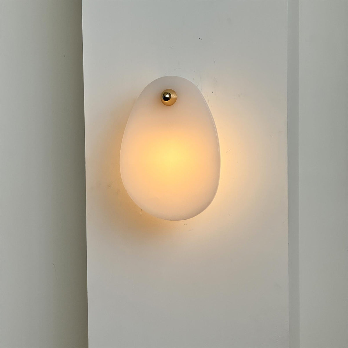 Tardenelyn Marble Wall Light-Moonnatur