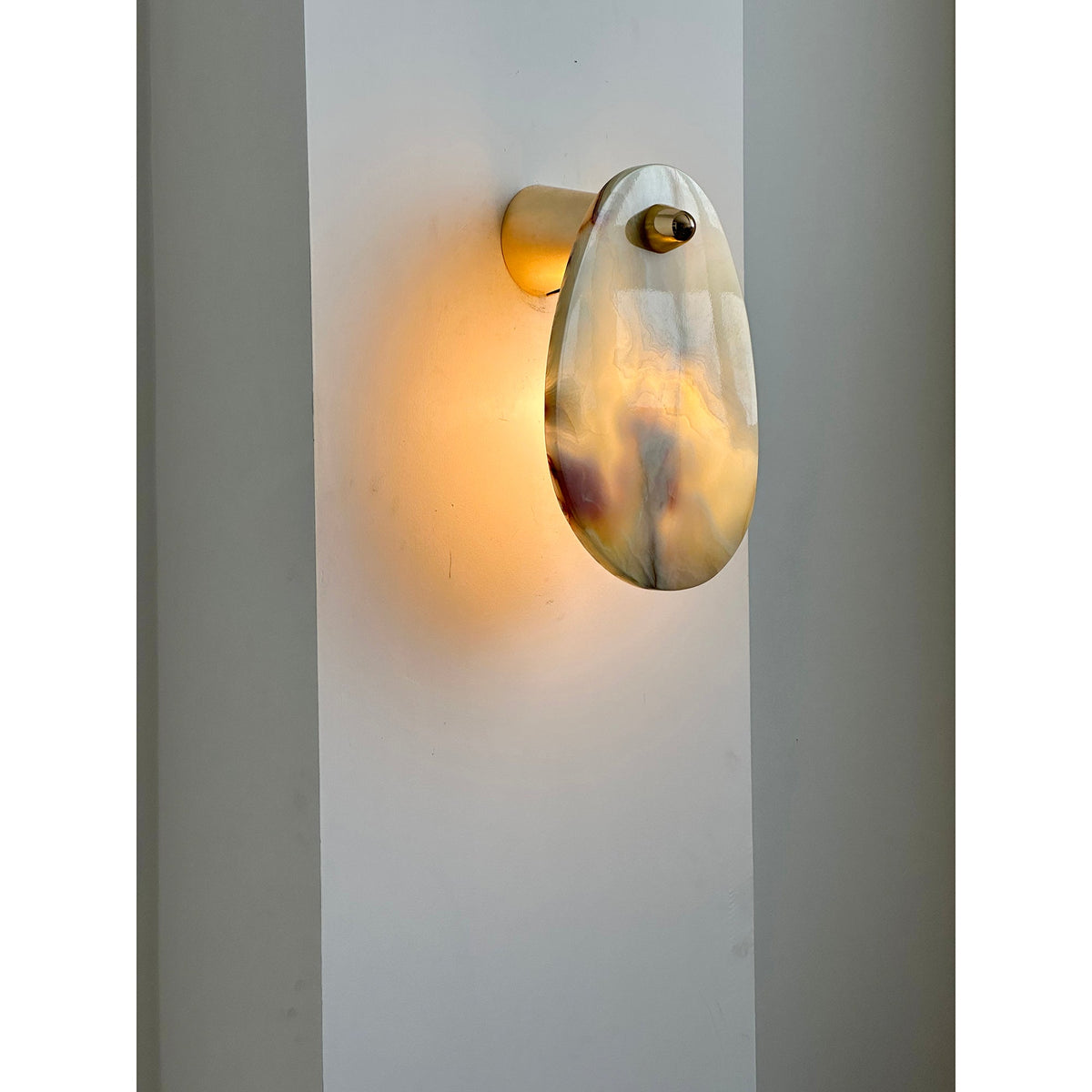 Tardenelyn Marble Wall Light-Moonnatur