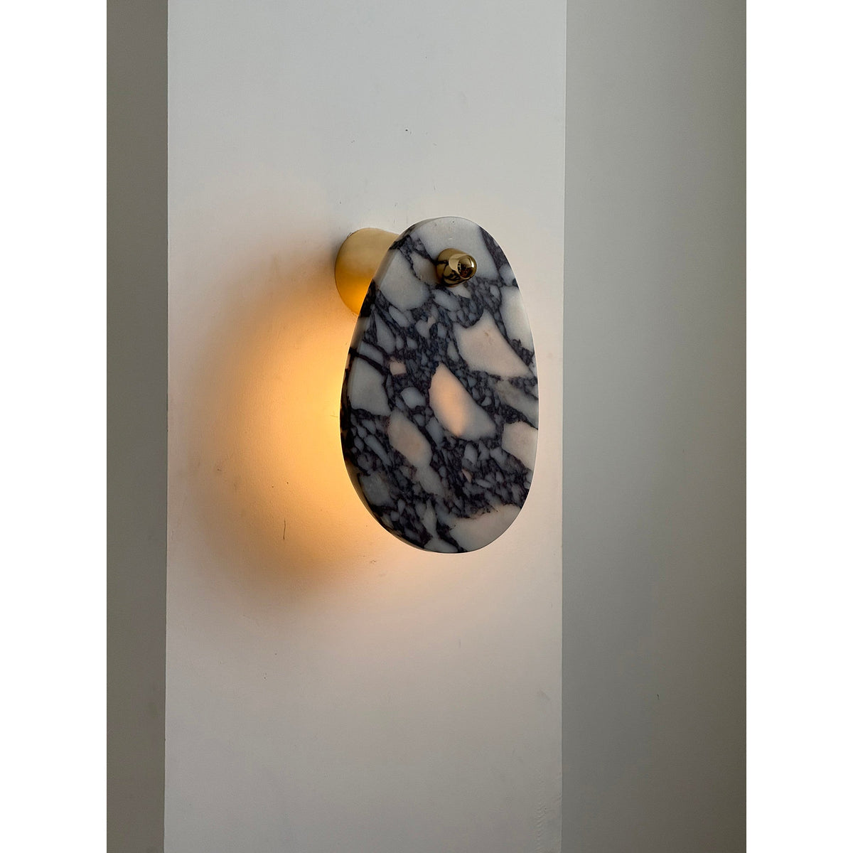 Tardenelyn Marble Wall Light-Moonnatur