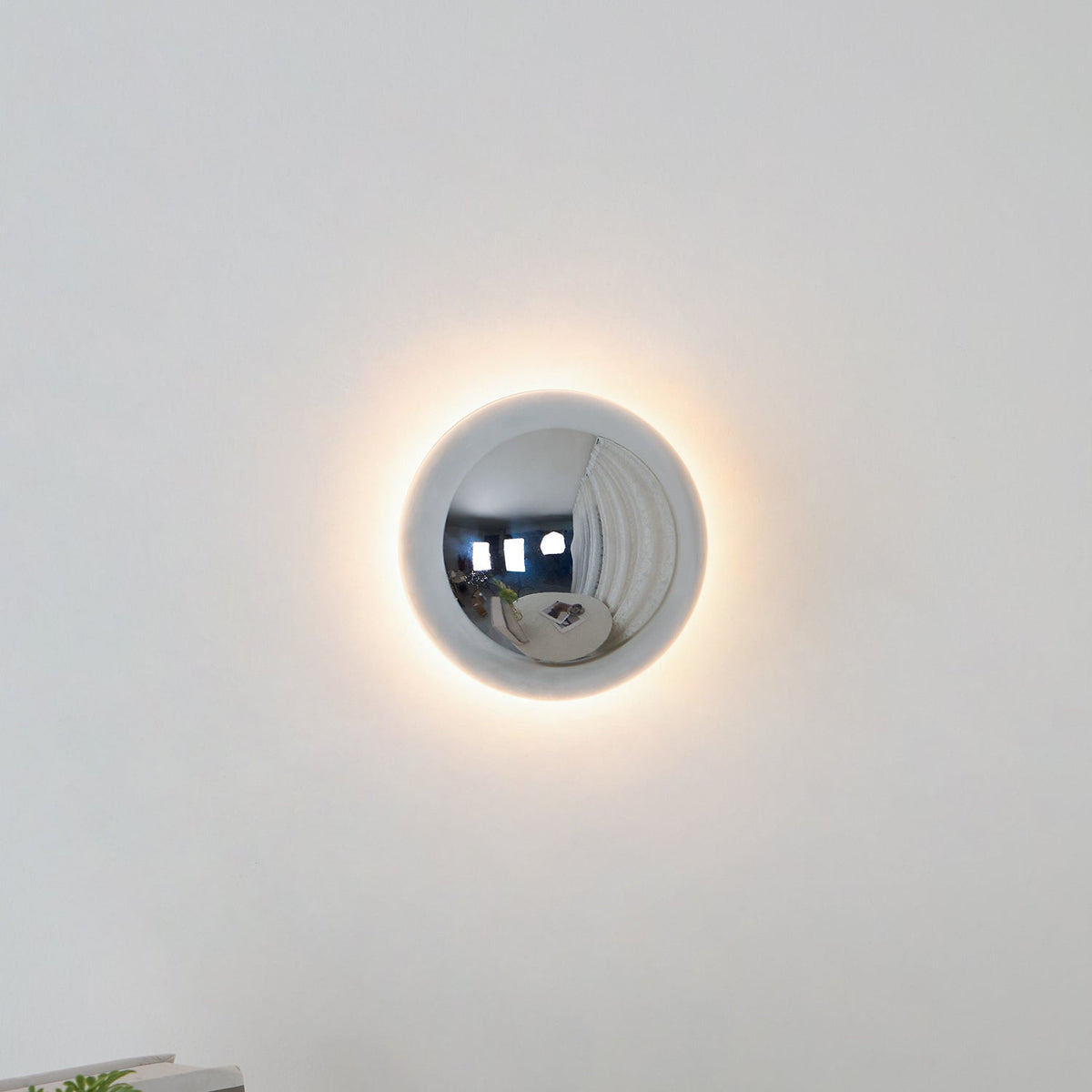 Jyvella Metal Wall Light-Moonnatur