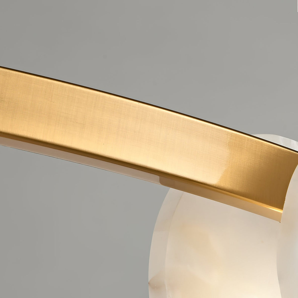 Selvenaelle Alabaster Chandelier-Moonnatur