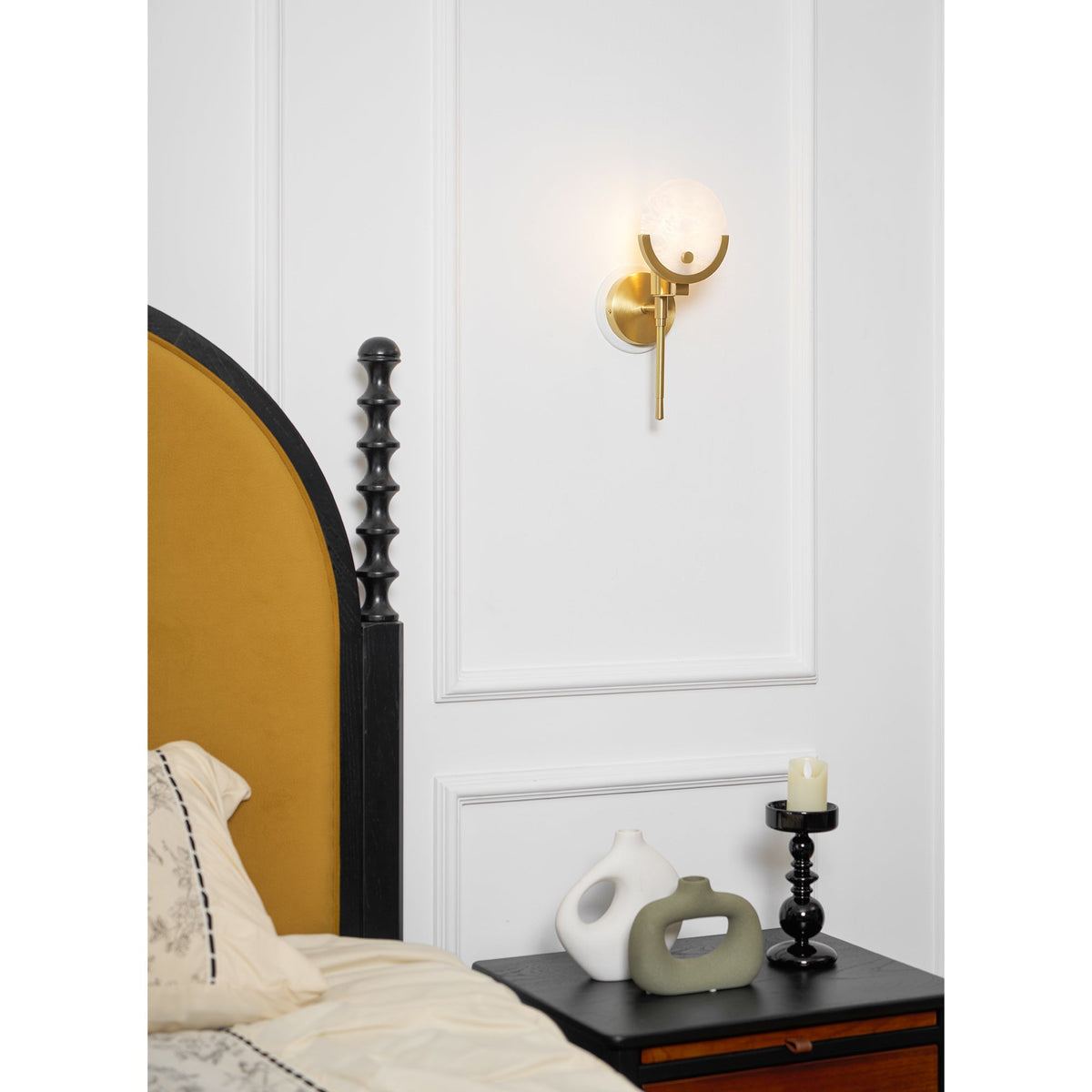 Savenara Alabaster Wall Light-Moonnatur