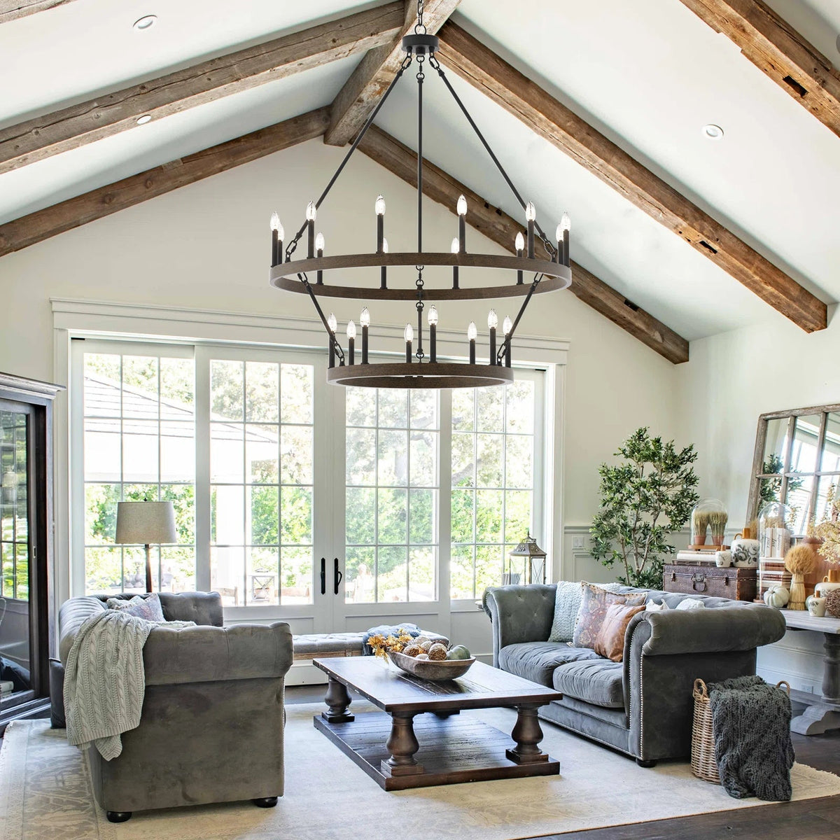 Rovenelis Iron Chandelier-Moonnatur