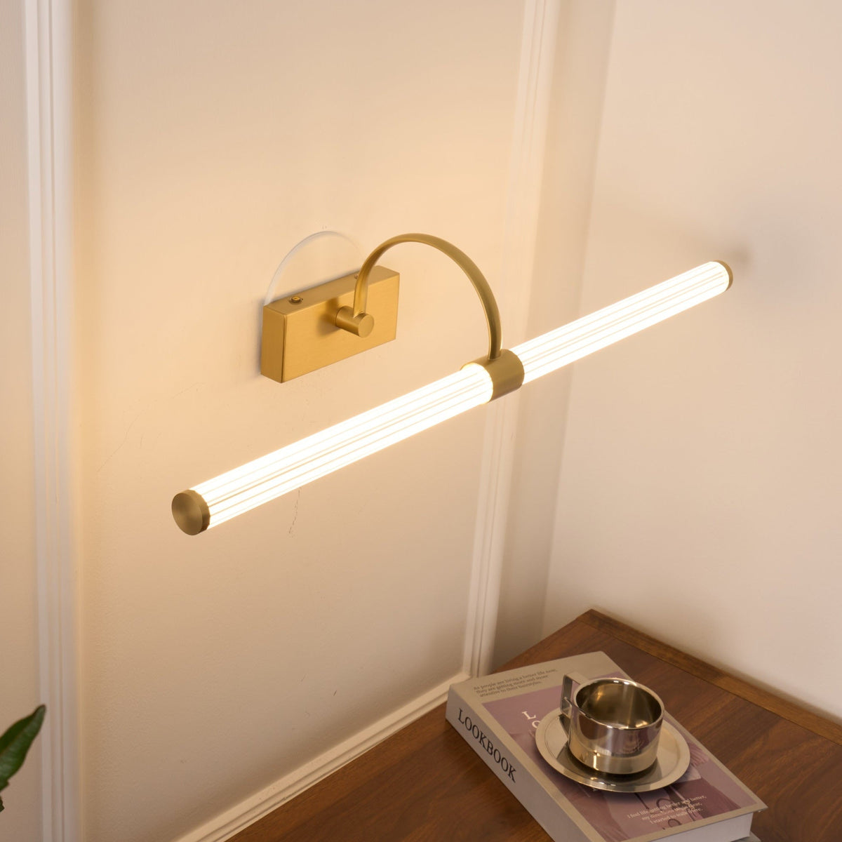 Yvaria Acrylic Wall Light-Moonnatur