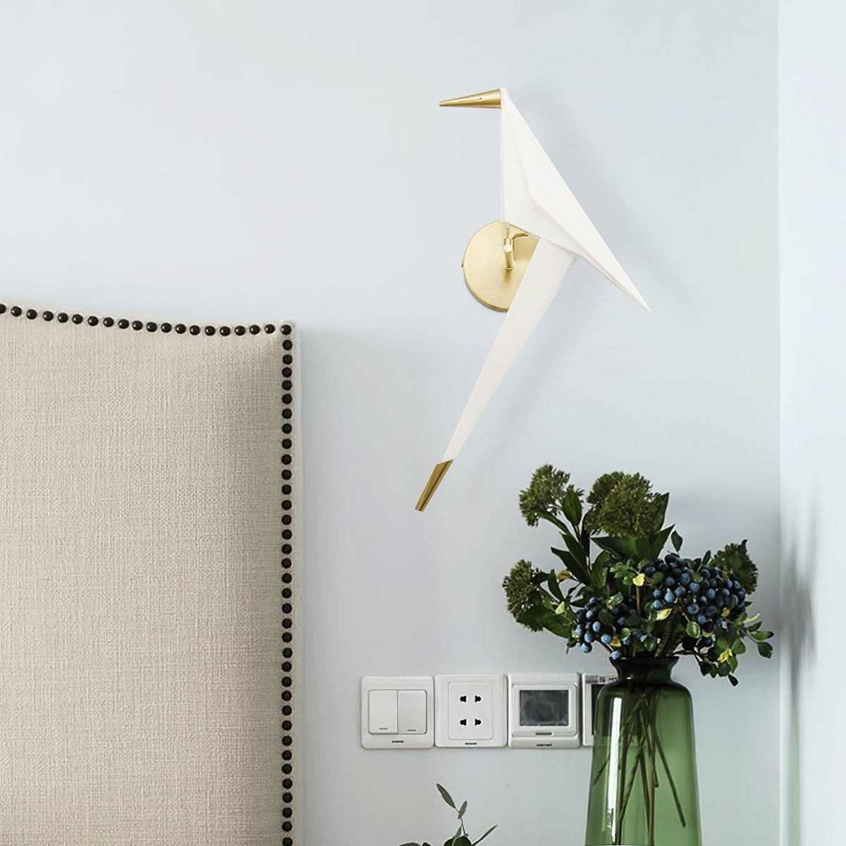 Oakeneth Polycarbonate Wall Light-Moonnatur