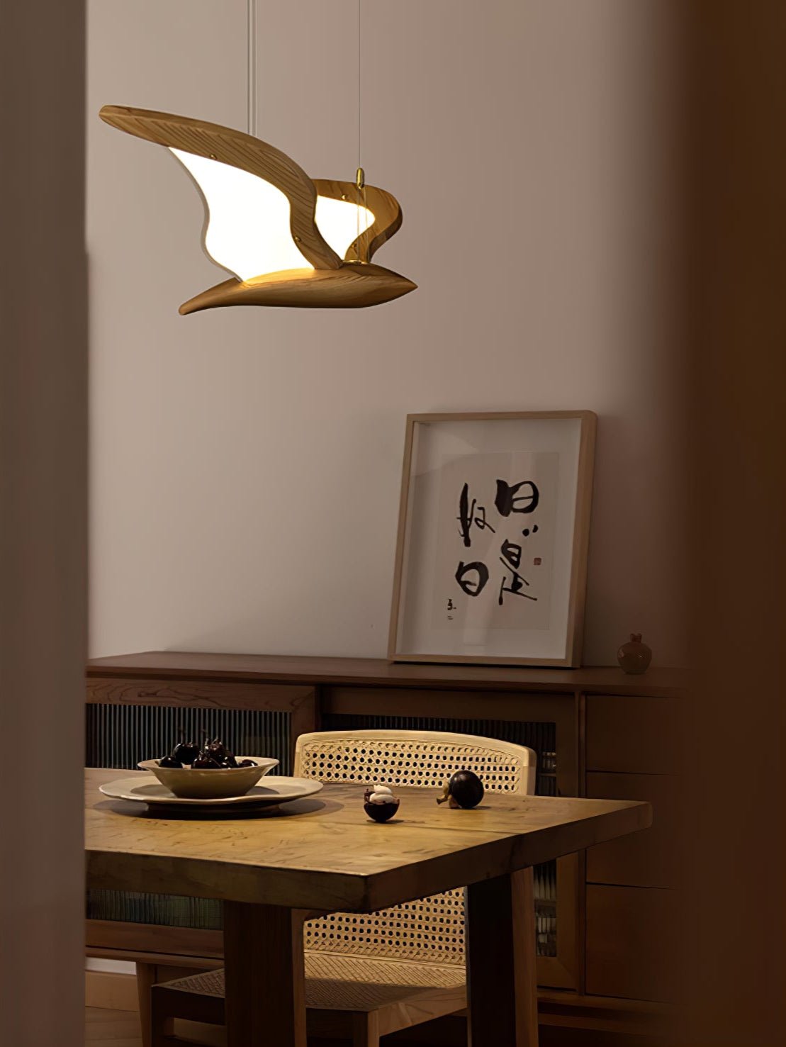 Virelia Wood Pendant Light-Moonnatur