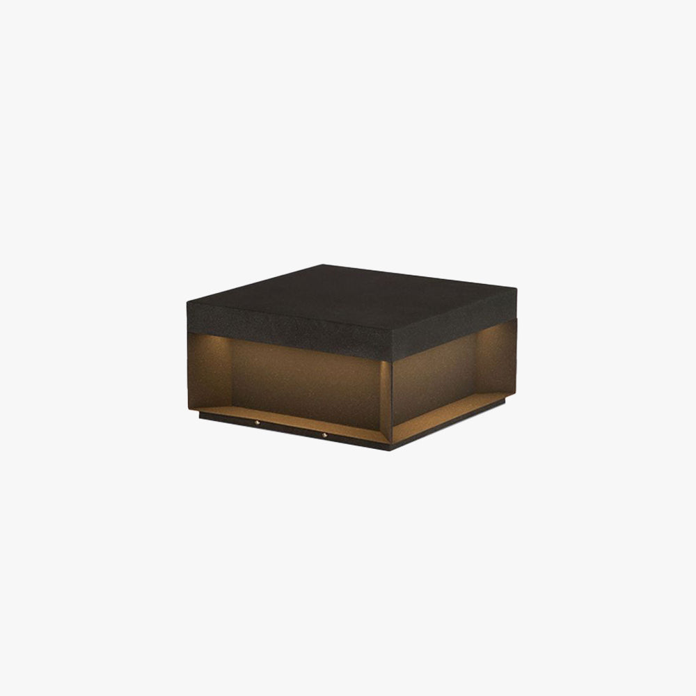 Merrenenora Metal Pillar Light-Moonnatur