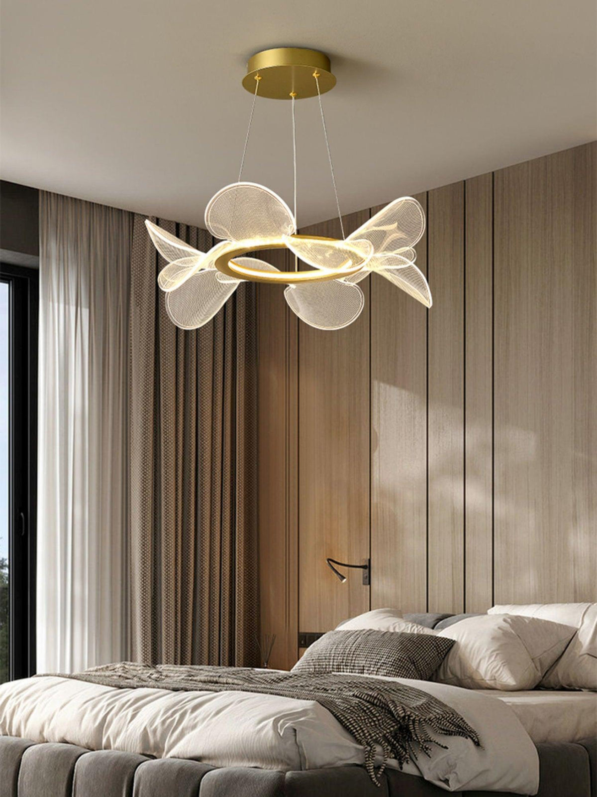 Polenna Acrylic Chandelier-Moonnatur