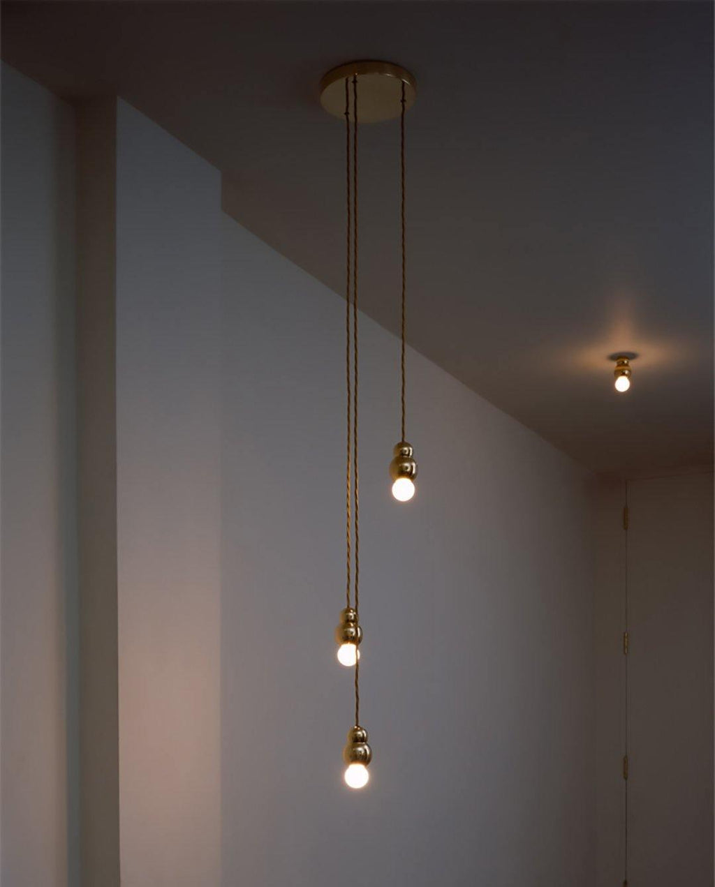 Talenwyn Glass Pendant Light-Moonnatur