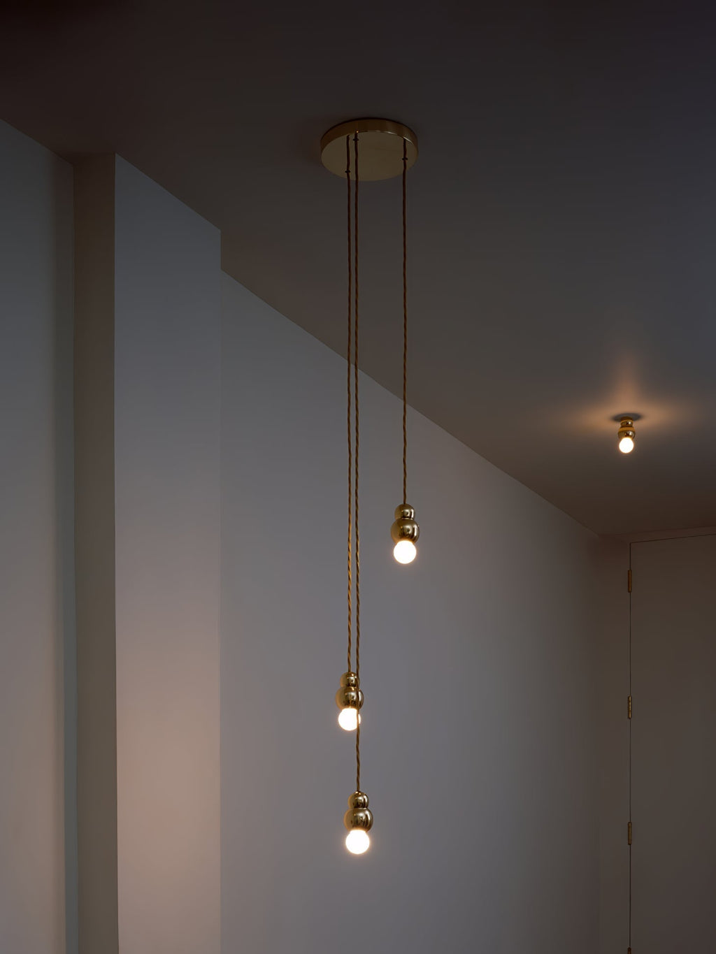 Talenwyn Glass Pendant Light-Moonnatur