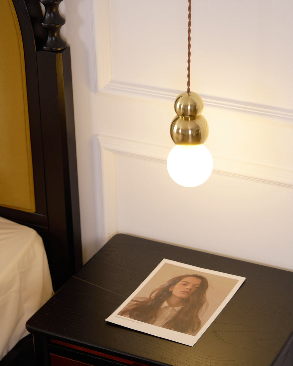 Talenwyn Glass Pendant Light-Moonnatur
