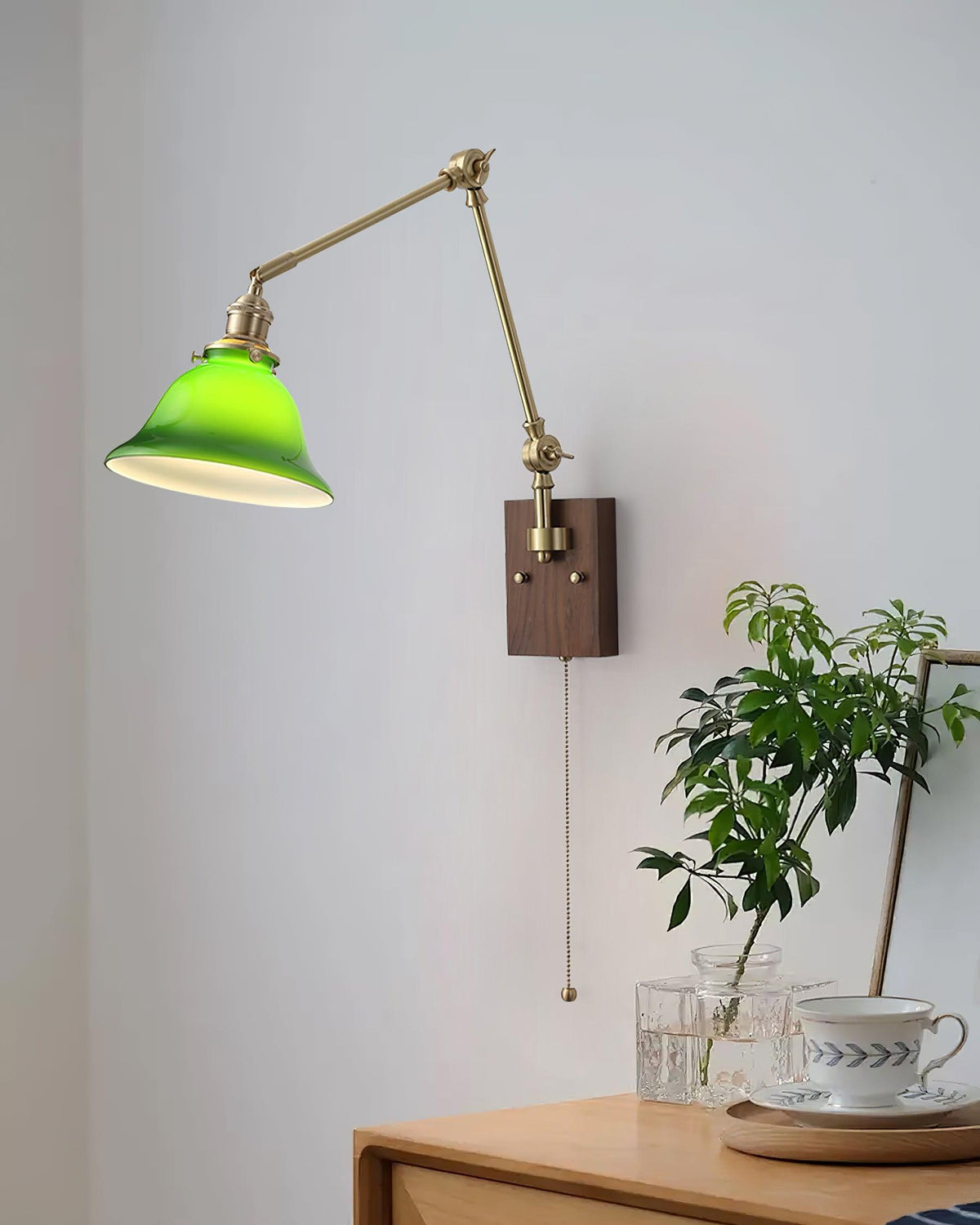 Ivrencove Brass Wall Light-Moonnatur