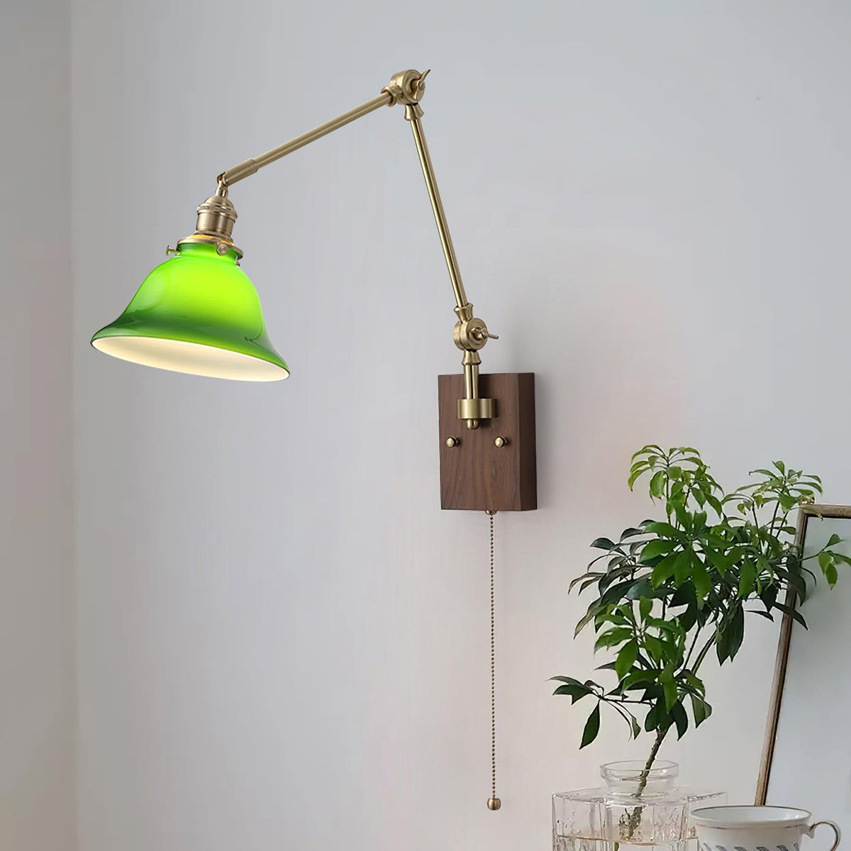 Ivrencove Brass Wall Light-Moonnatur